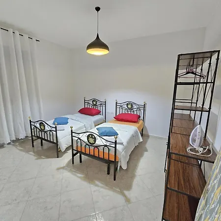 Aleksander Apartment